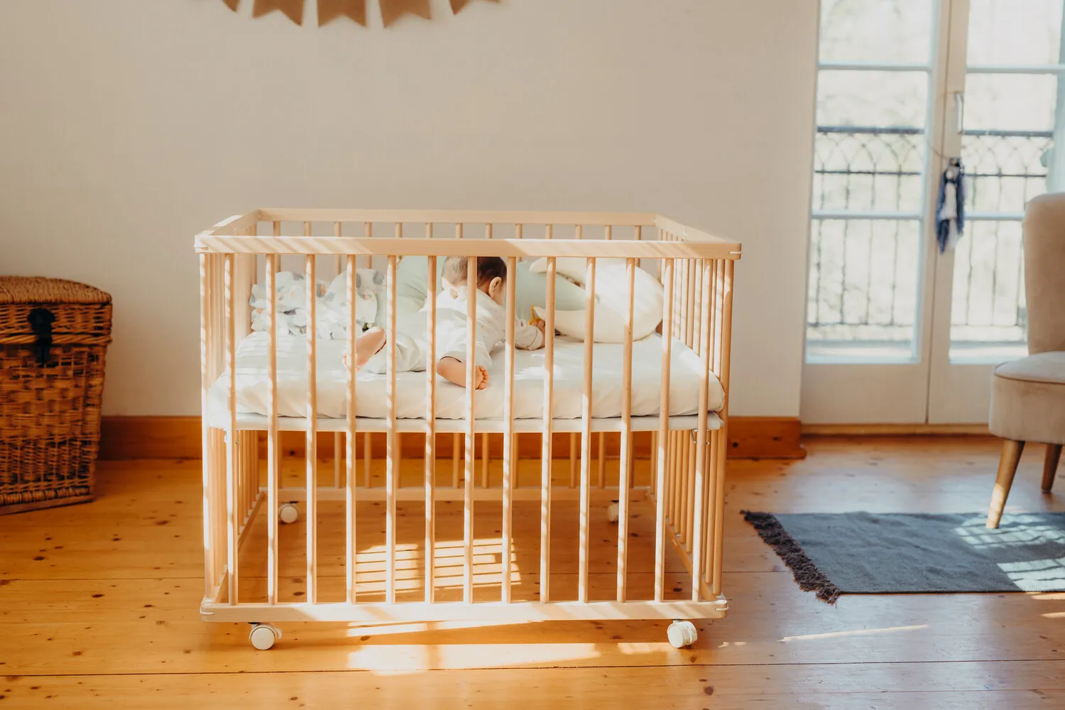 Playpen Leonie, 95 x 95 cm, foldable and with wheels