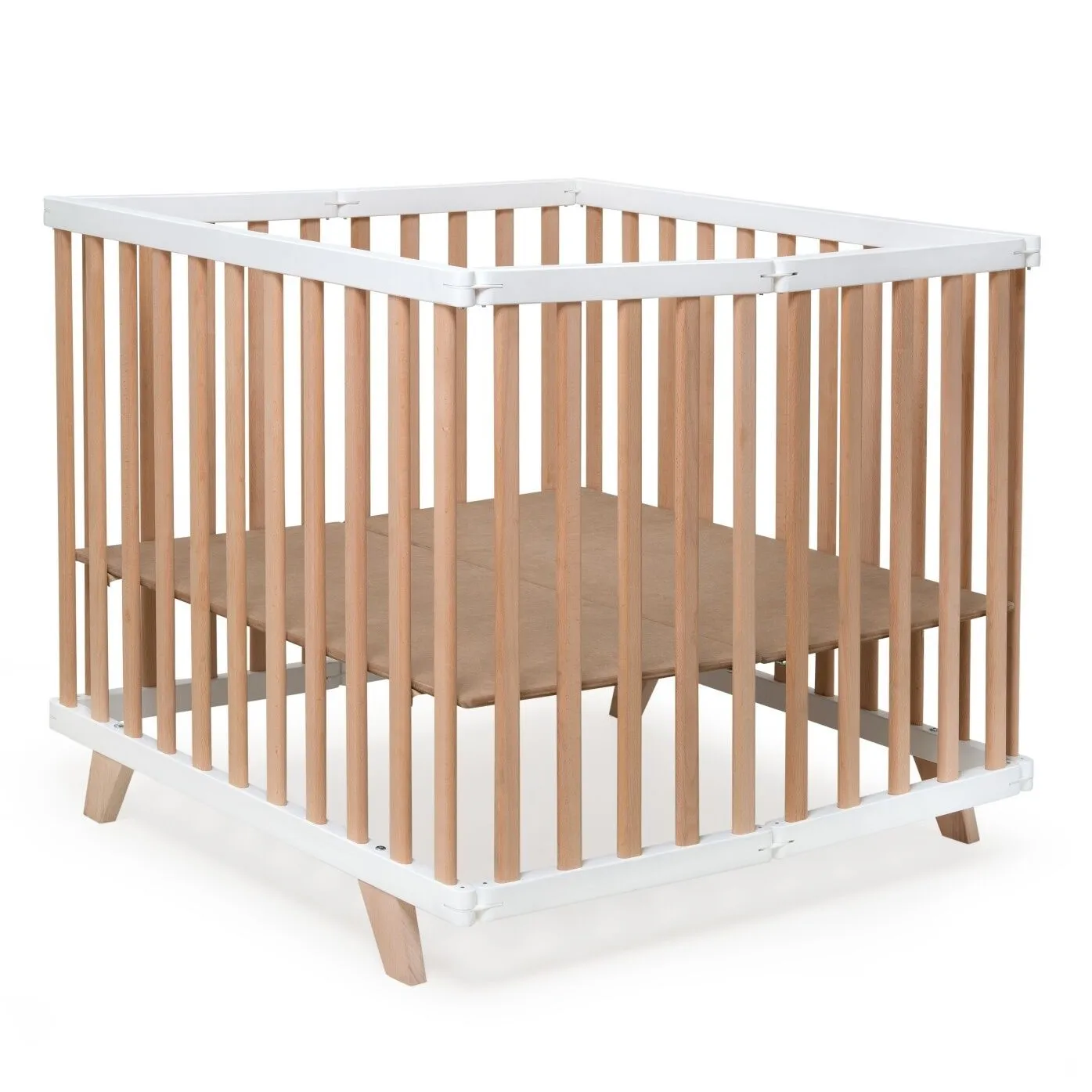 Playpen Lasse, 76x97 and 97x97 cm, with feet and wheels