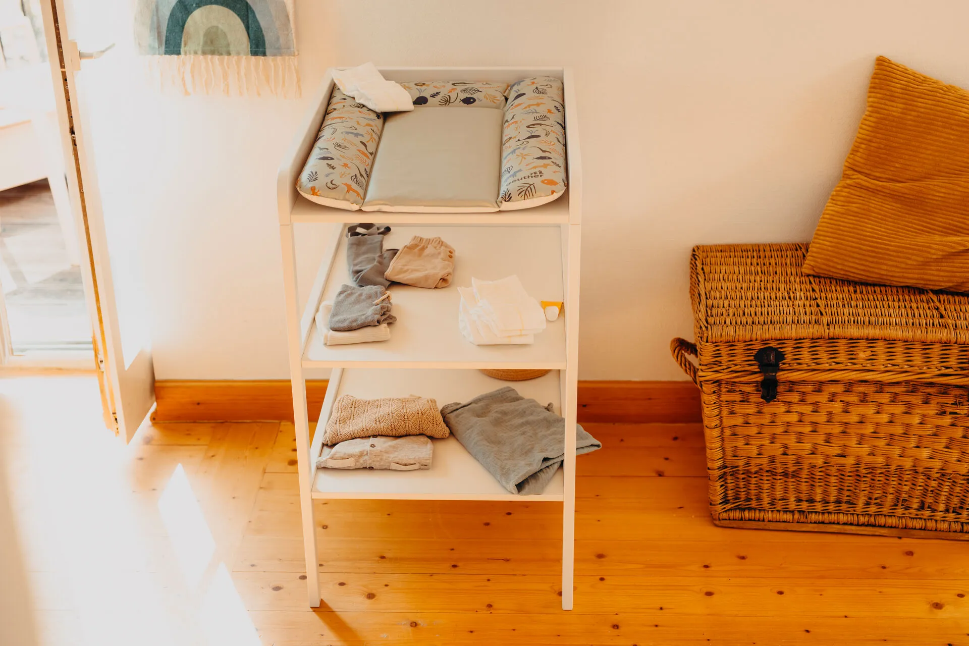 Clarissa changing table