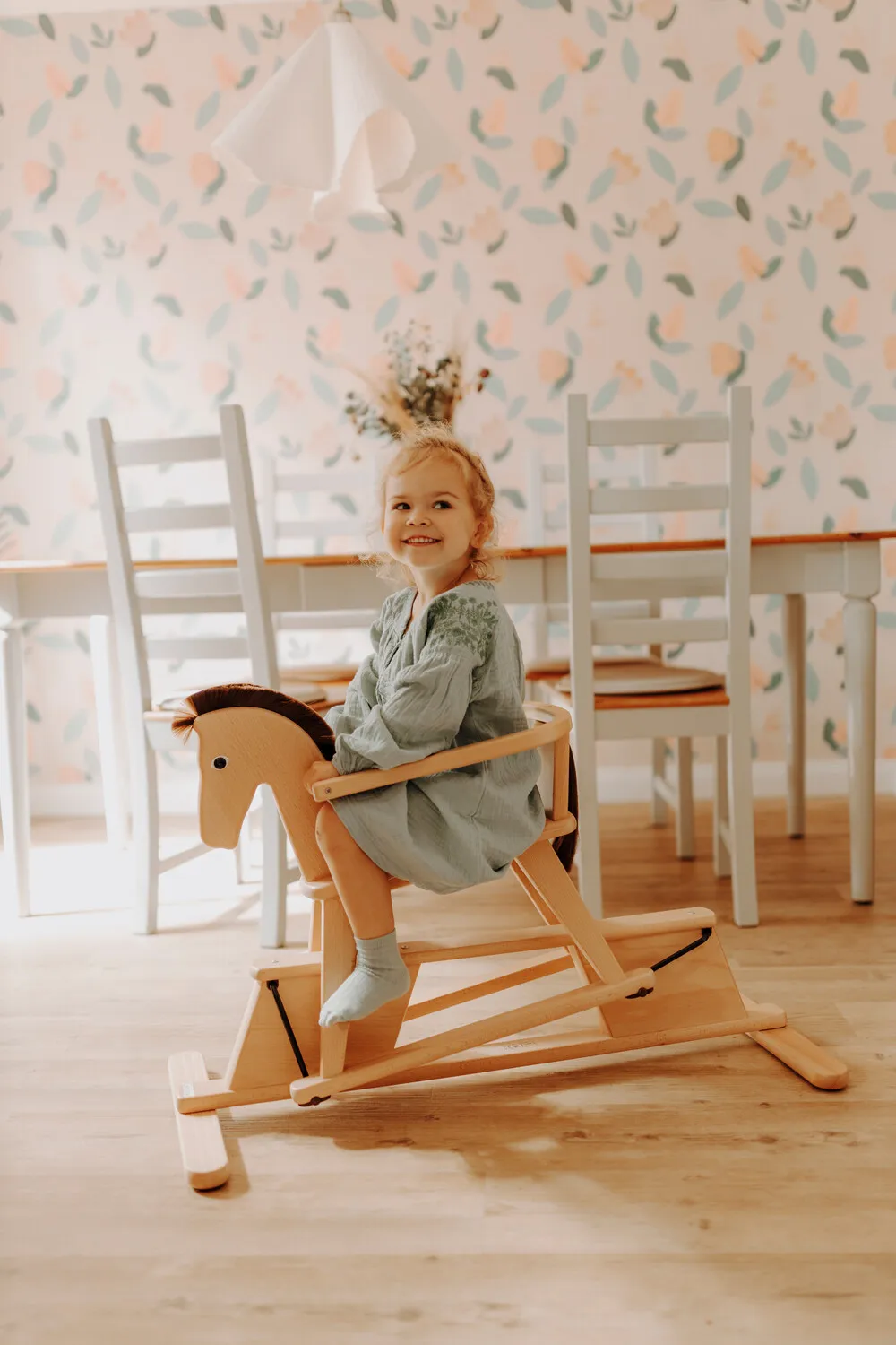 Swingly Star rocking horse