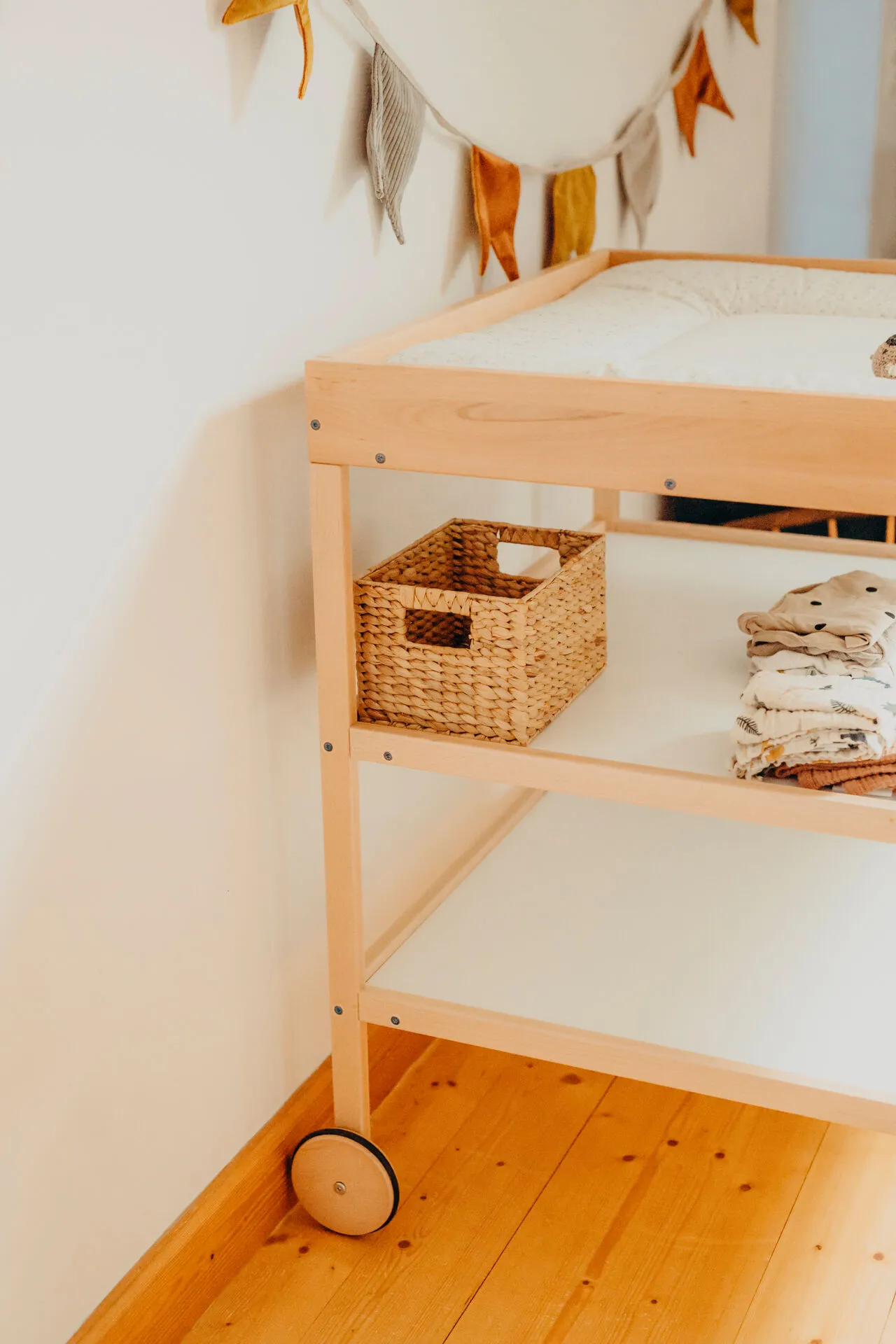 Clarissa changing table