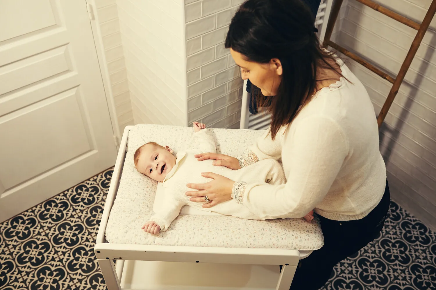 Clarissa changing table