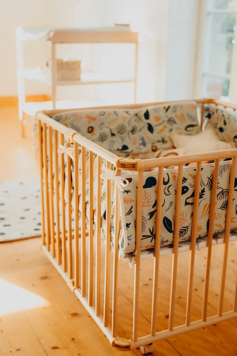 Playpen Lucilee, 76x97 and 90x97 cm, foldable and with wheels